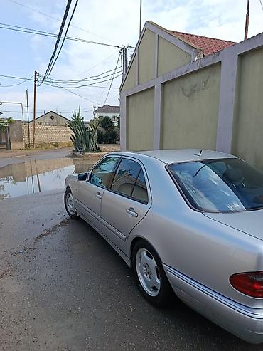 audi rul: Mercedes-Benz E-Class: 2.8 l | 1998 il Sedan — 2