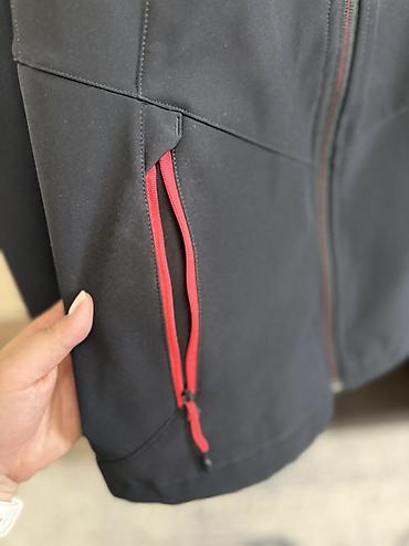 эко куртки: Куртка TRIBORD (Decathlon) softshell, черная с красными молниями. - — 3