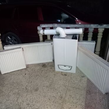 kombi radiatorları: İşlənmiş Kombi 24 kVt, Ünvandan götürmə, Zəmanətli, Kredit yoxdur