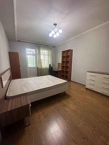 Батирлер: 4 бөлмө, Алтын чарчы Жаныбарлары жок, 6 айдан баштап, Толугу менен эмереги бар — 3