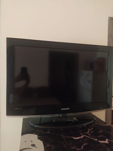 televizor pastafkasi: İşlənmiş Televizor Samsung LCD 82" HD (1366x768), Pulsuz çatdırılma