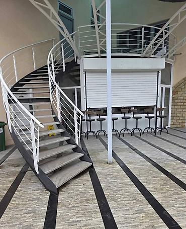 kuce beograd: IZDAJE SE HALA – GORNJA ETAŽA 360m² i PRIZEMLJE 160m² Izdaje se — 6