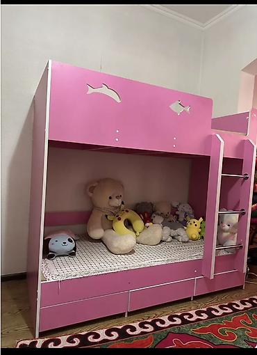 bunk bed: Двухъярусная детская кровать, Б/у, ЛДСП, цвет - Розовый — 2