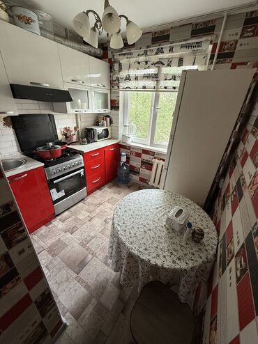 Продажа квартир: 3 комнаты, 58 м², 104 серия, 4 этаж, Евроремонт