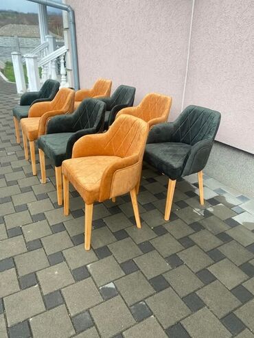 Stolice: Stolice i fotelje Radimo po porudzbini Boju birate Isporuka na adresi — 10