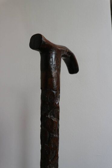 Ходунки, костыли, трости, роллаторы: Трость для опоры (палочка) резная, натуральное дерево крепкая — 8