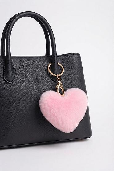 kipling monkey: Брелок - розовое сердце 💗 Мягкий, приятный на ощупь и очень милый — — 1