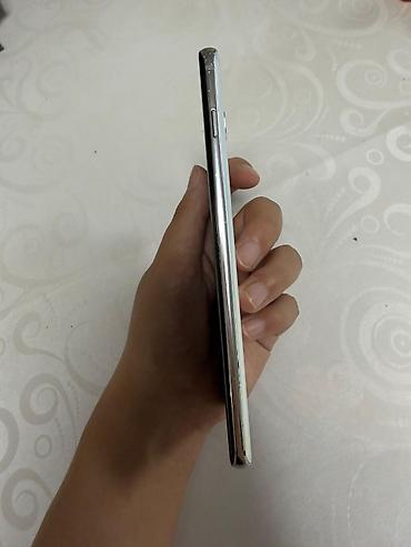 с 10 е: Samsung Galaxy S10 (Prism White) - Экран 6.1" Dynamic AMOLED — 6