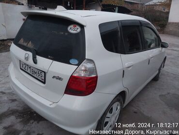 Honda: Honda Fit: 2006 г., 1.3 л, Вариатор, Бензин, Универсал