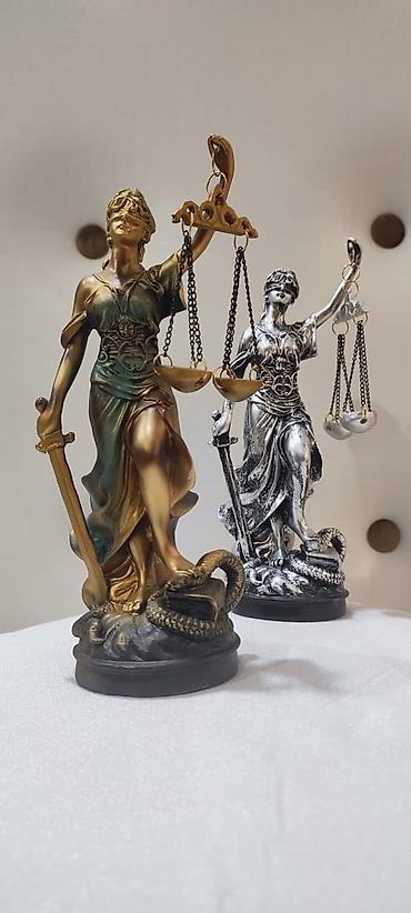 İncəsənət və kolleksiyalar: Femida hündurluyu 19 ve 27 sm.19 sm 30 AZN. 27sm 40 âzn.catdirilma — 2