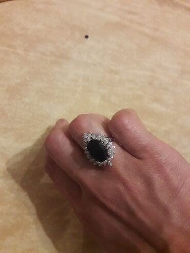 Üzüklər: Üzük, Gümüş, Sapfir — 4