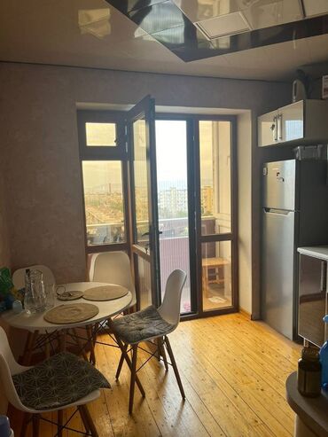 Mənzil kirayələyirəm: 2 otaqlı, 60 kv. m — 6