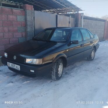 Volkswagen: Volkswagen Passat: 1989 г., 1.8 л, Механика, Газ, Седан