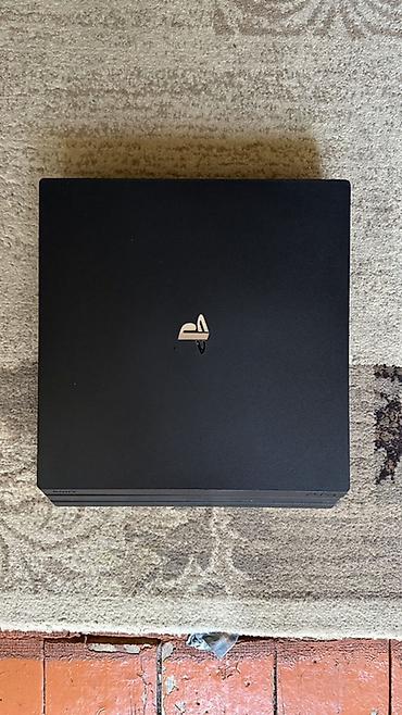 switch 2 бишкек: Sony PlayStation 4 Pro (PS4 Pro) Комплектация на фото: - консоль PS4 — 2