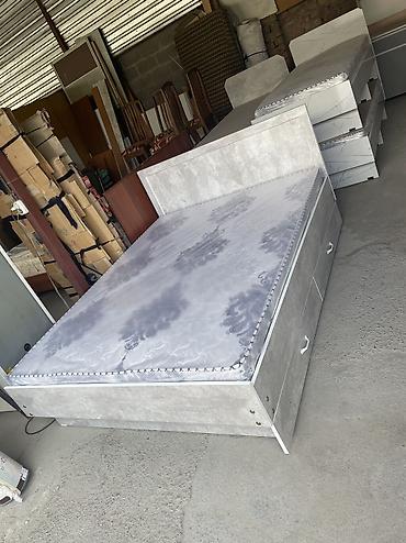 Двуспальные кровати: Двуспальная кровать, Новый, С матрасом, длина - 200 см — 15