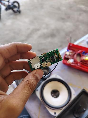 bluetooth kalonka qiymetleri: İşlənmiş Kolonka, Növ - Akustik, rəng - Qırmızı — 7