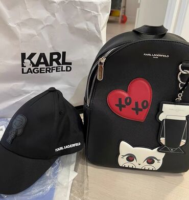 женская сумка: Рюкзак Karl lagerfeld 
Качество очень хорошее 
Есть на заказ✅