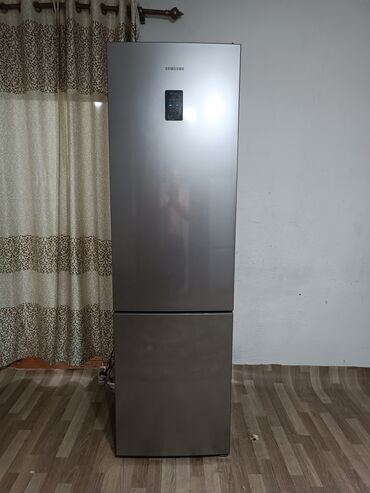 бушный холодилник: Муздаткыч Samsung, Колдонулган, Эки камералуу, No frost, 60 * 2 * 60