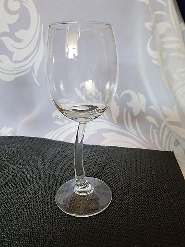 Čaše: Case nove,vintaz za dvoje za vino,francuske. Case za vino,sve na — 8