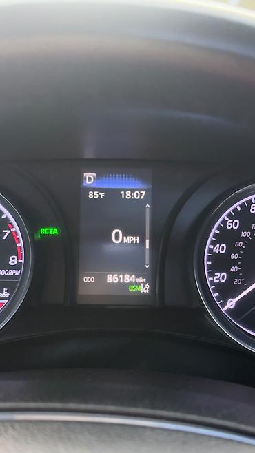 камиры: Toyota Camry: 2020 г., 2.5 л, Автомат, Бензин, Седан — 3