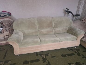 диван 3 в 1: Диван-кровать, цвет - Зеленый, Б/у