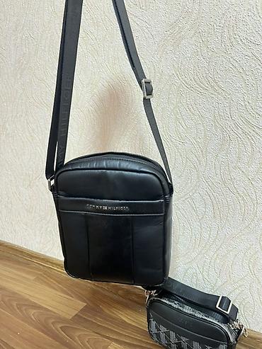 барсетки через плечо: ( 4 сумки )Всё стоит 2.200 Сом В это входит Tommy Hilfiger экокожа — 3