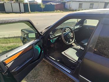 oldsmobile bravada: Mercedes-Benz W124: 1992 г., 2 л, Автомат, Бензин, Седан — 3