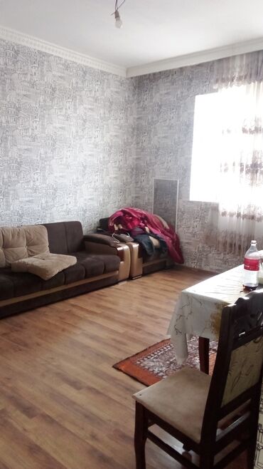 Otaqların uzunmüddətli kirayəsi: . barter var . maşınla evlə əlavə pul vermekle ev maşınla baxır — 26