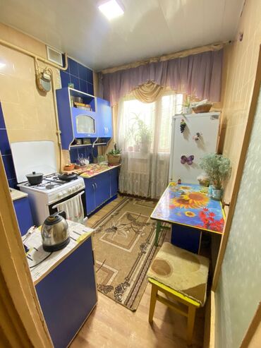 снять комнату на сутки недорого: Сдаю комнату для девушки,в 2к.кв,,с подселением.все условия для