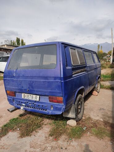 Volkswagen: Volkswagen Transporter: 1981 г., 1.8 л, Механика, Бензин, Бус