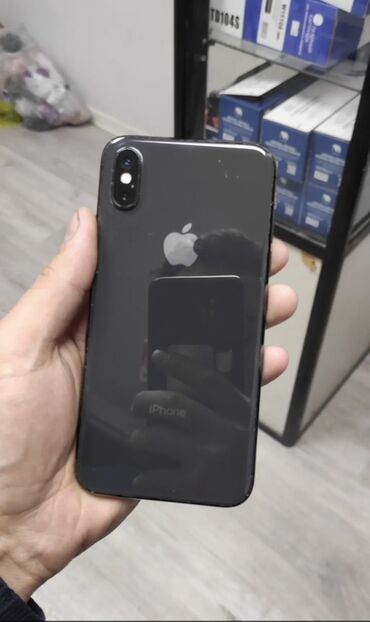 корпус белый: IPhone X, Space Gray