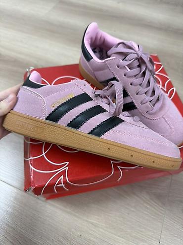 кроссовки найк мужские 2024: Кроссовки, 37, Adidas Originals, Новый, цвет - Розовый, Самовывоз — 2