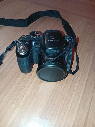 mp: Fujifilm FinePix S seriyası rəqəmsal kamera - 14 MP sensor (göstərici — 1