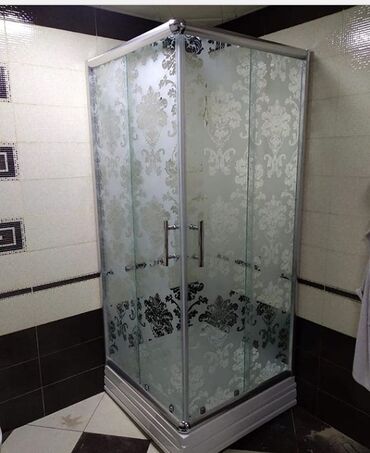 Duş kabinaları, arakəsmələr: Yeni Üstü açıq kabina, Künc üçün, Pulsuz çatdırılma — 30