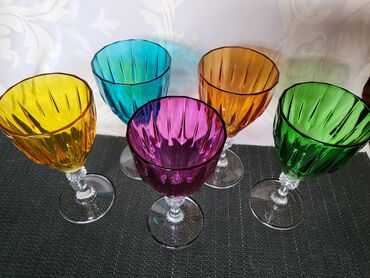 Čaše: Case diamond za vino. Case nove,fabricka boja stakla,sve na njima — 9