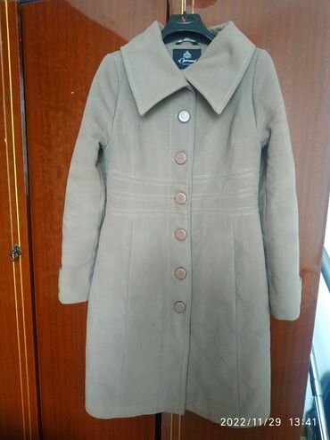 женские летние блузки с длинным рукавом: Пальто, По колено, Приталенная модель, С утеплителем, L (EU 40)