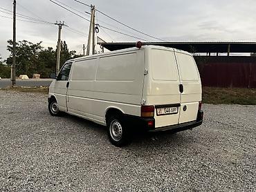 Продажа авто: Volkswagen Transporter: 2003 г., 2.5 л, Механика, Дизель, Фургон — 4