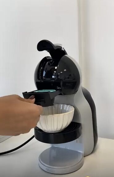 капсульная кофемашина nespresso с капучинатором: Кофе кайнаткыч, кофе машина, Колдонулган, Өзү алып кетүү