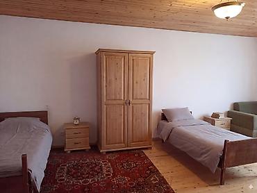 Otaqların uzunmüddətli kirayəsi: HOSTEL/GÜNDƏLİK EV. Ailəyə verilmir, ancaq kişilər(tələbələr, işləyən — 2