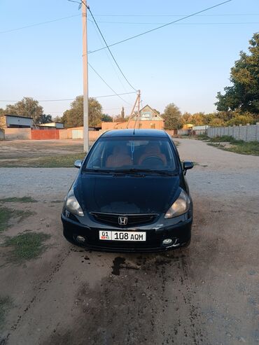 авто симуляторы: Honda Fit/Jazz, черный хэтчбек (поколение GD). - Компактный