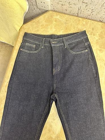 bootcut: Almisam ayagini kəsdirmişəm ama hec geyinməmişəm. Tezedi. 35 AZN-e — 6