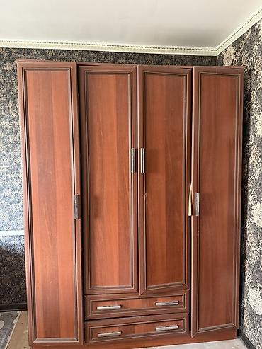 Гарнитур для спальни/детской в классическом стиле под орех. Состав: -