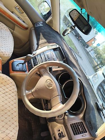 каропка на фит: Lexus RX: 2004 г., 3 л, Автомат, Бензин, Кроссовер — 4