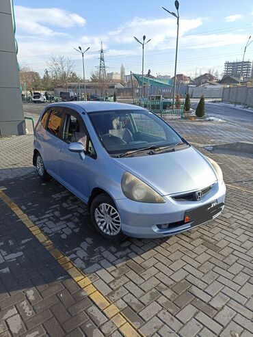 Honda: Honda Fit: 2003 г., 1.3 л, Автомат, Бензин, Хэтчбэк