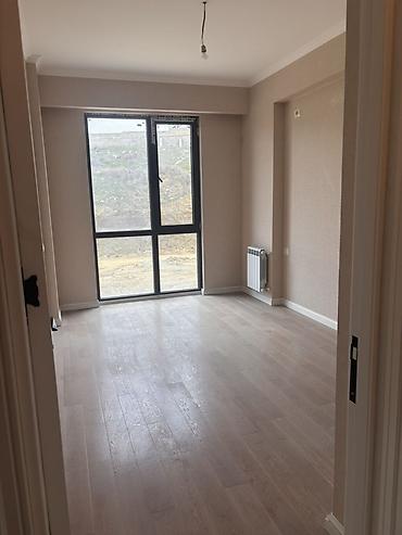 Mənzillərin satışı: 3 otaqlı, Yeni tikili, 72 kv. m — 4
