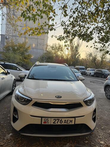 срочно продаю в связи с переездом: Kia Stonic: 2019 г., 1 л, Робот, Бензин, Кроссовер