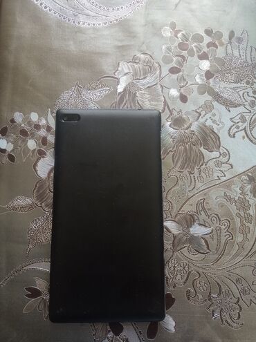 androlife tablet: Ekranı qırılıb 35 m xərci var isdəyən barter mümkündür