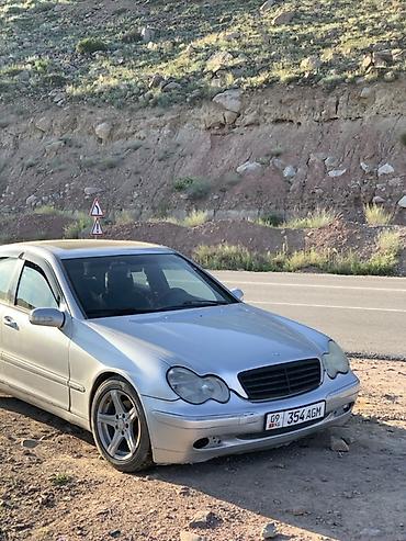 машина кузов: Mercedes-Benz C-Class: 2001 г., 2 л, Автомат, Бензин, Седан — 4