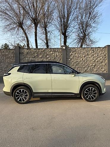 Weltmeister: Weltmeister W6, 2022 г. — 5