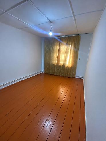 Продажа квартир: 5 и более комнат, 51 м² — 1